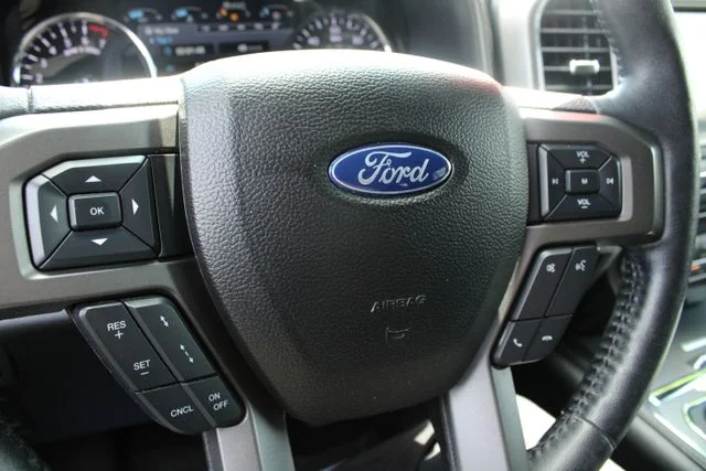Used 2018 Gray Ford XLT image 23