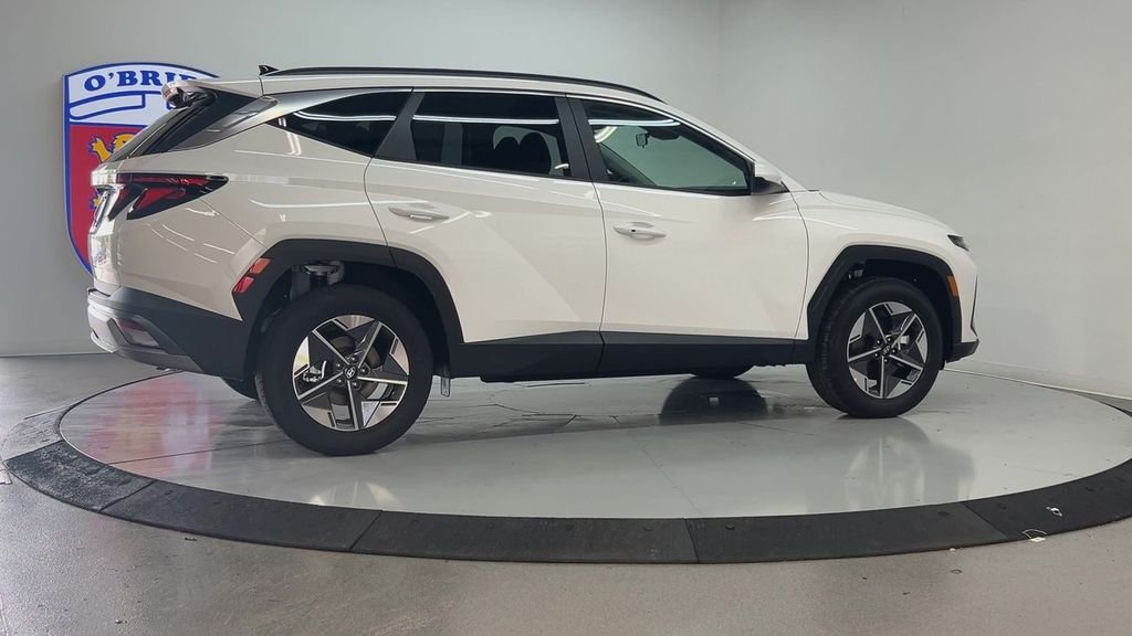 New 2026 White Pearl Hyundai SEL AWD image 7