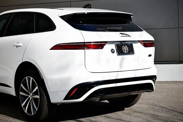 2026 Jaguar F-Pace R-Dynamic S - Photo 11