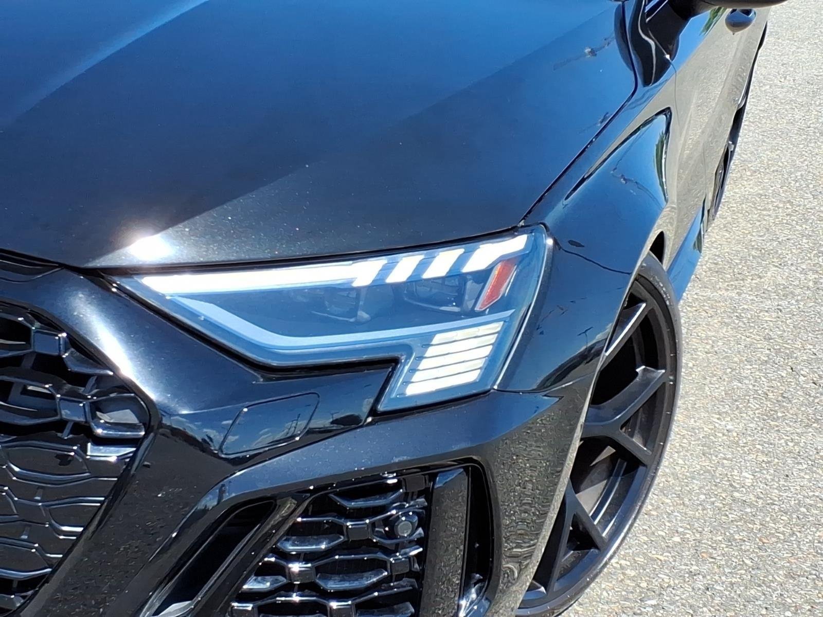 Certified Used 2022 Mythos Black Metallic Audi  image 17