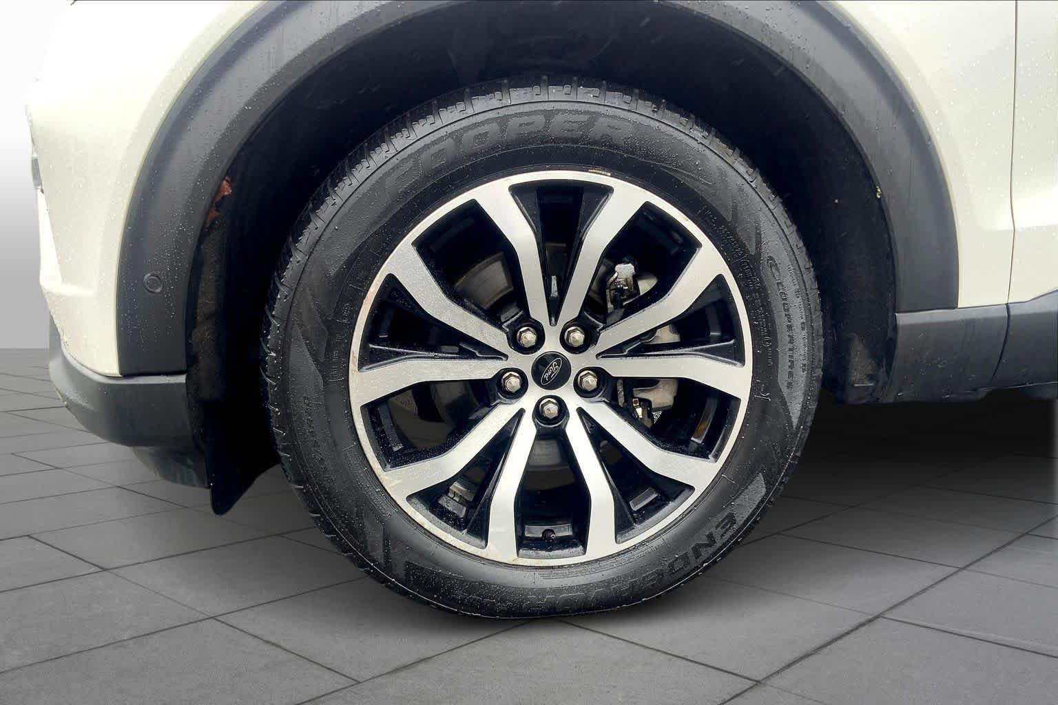 Certified Used 2020 Star White Metallic Tri-Coat Ford ST image 11