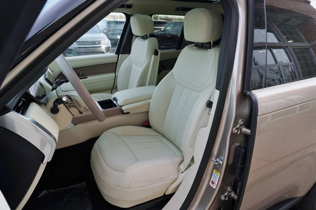 Used 2026 Gold Land Rover SE image 13