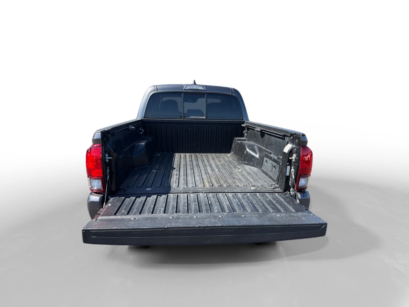 Used 2020 Magnetic Gray Metallic Toyota SR image 17