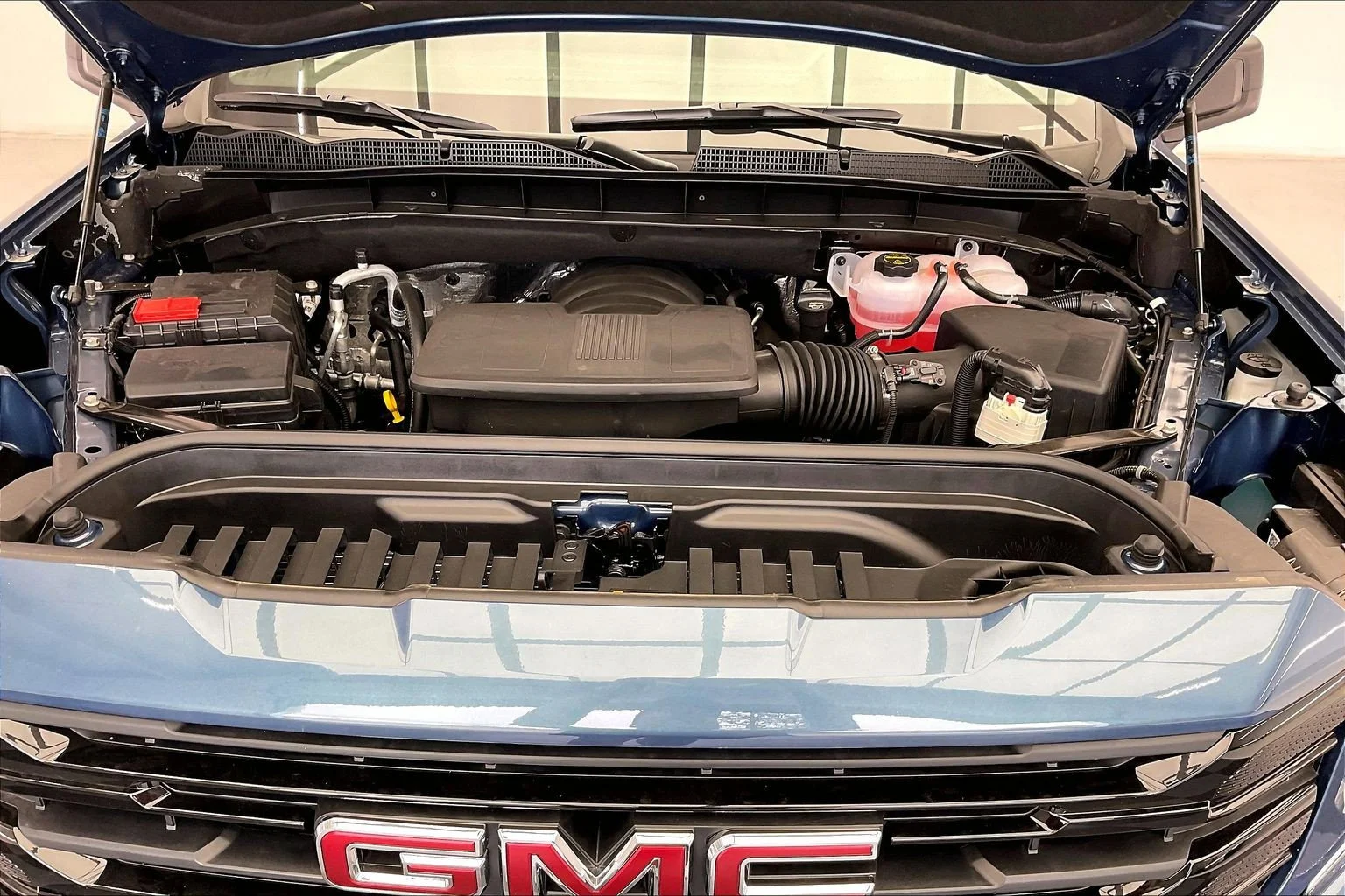 New 2026 Downpour Metallic GMC Elevation image 17