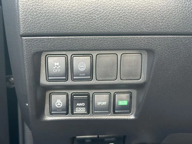Used 2021 Magnetic Black Pearl Nissan SV image 20