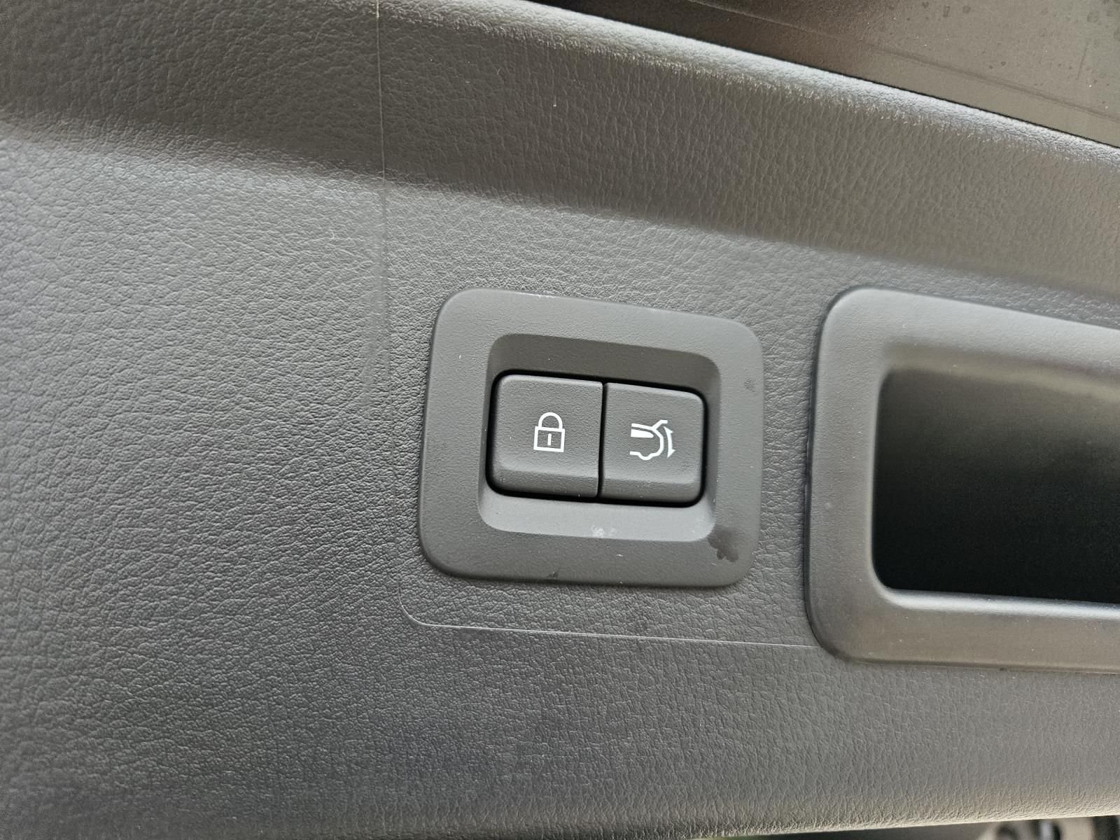 2026 Mazda CX-50 Premium - Photo 10