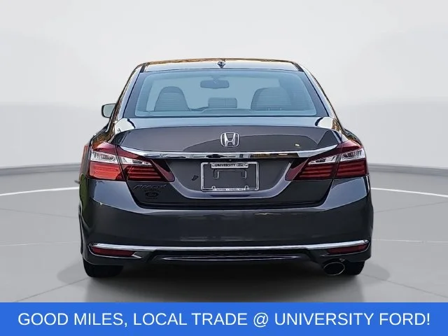 Used 2017 Gray Honda EX-L image 4
