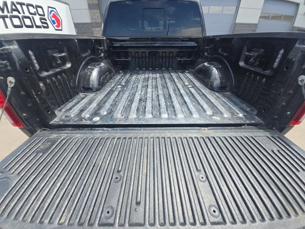 Used 2019 Black Ford Lariat image 17