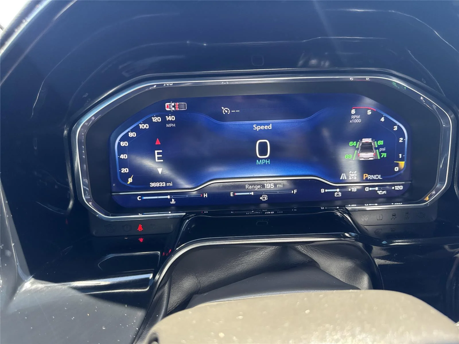 Used 2025 Summit White Chevrolet LT image 36