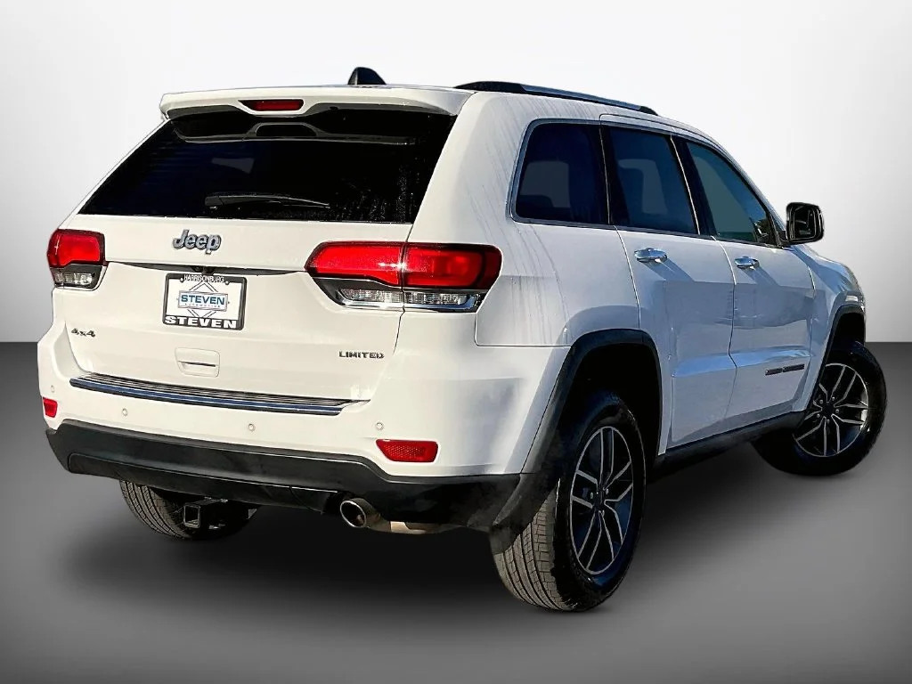 Used 2021 Bright White Clearcoat Jeep Limited image 6
