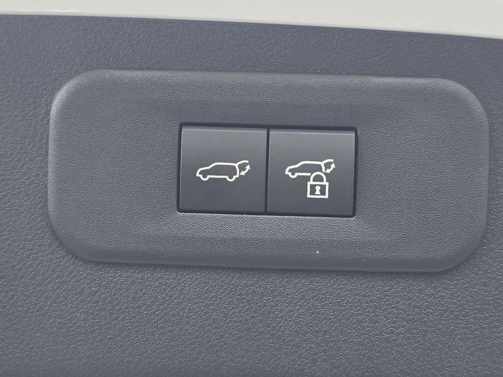 New 2026 Ultra White Lexus PREMIUM image 13