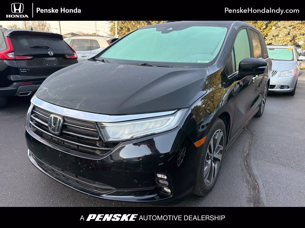 Used 2022 Crystal Black Pearl Honda Touring image 1
