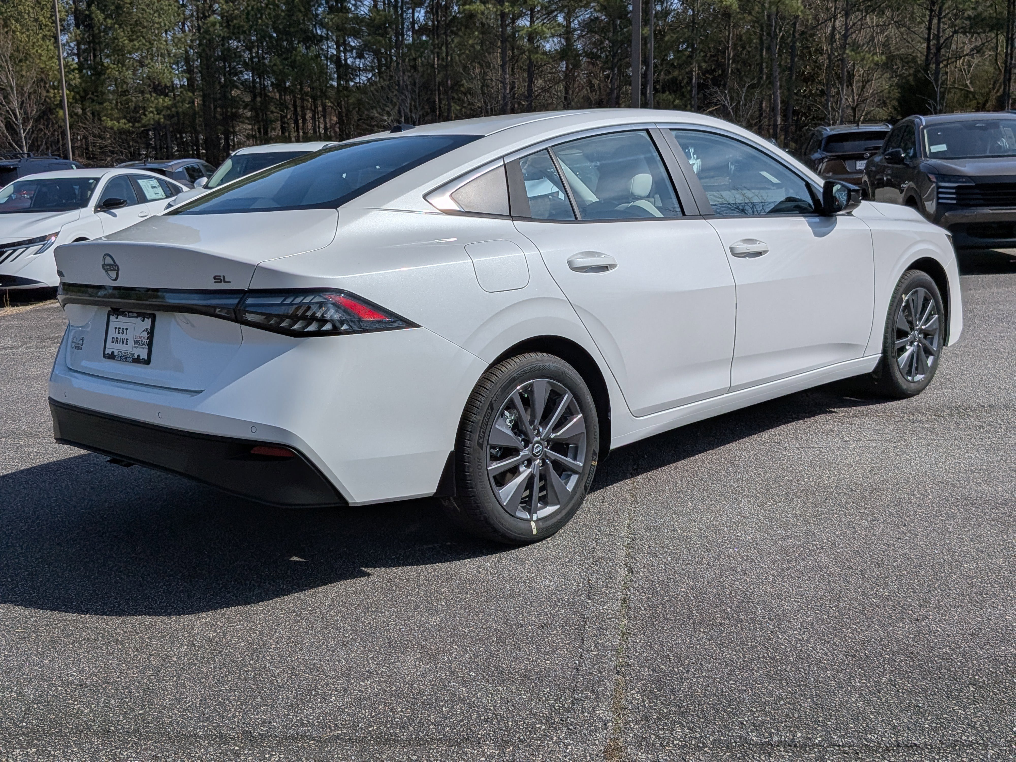 New 2026 White Nissan SL image 3