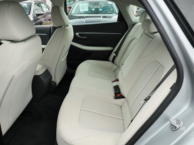 Used 2024 Aero Silver Hyundai SEL image 24