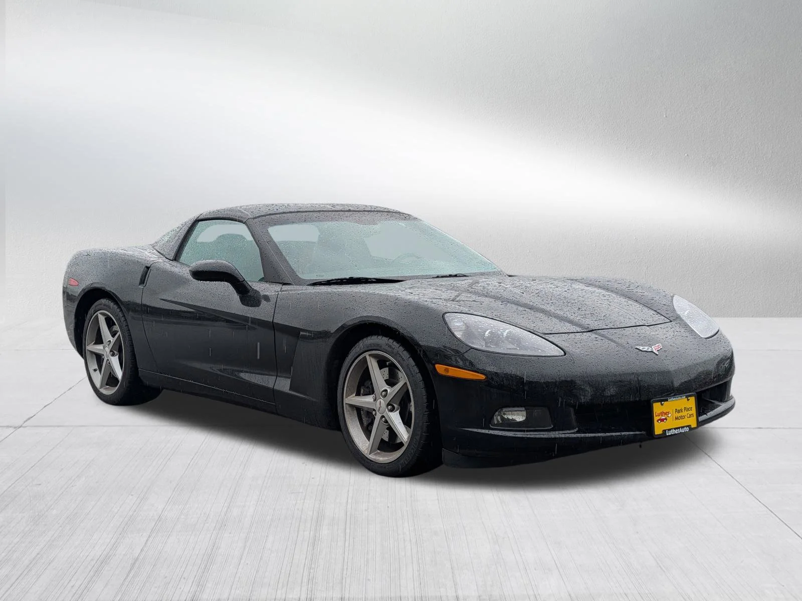 Used 2013 Chevrolet Corvette Base with VIN 1G1YE2DW6D5102175 for sale in Rochester, Minnesota