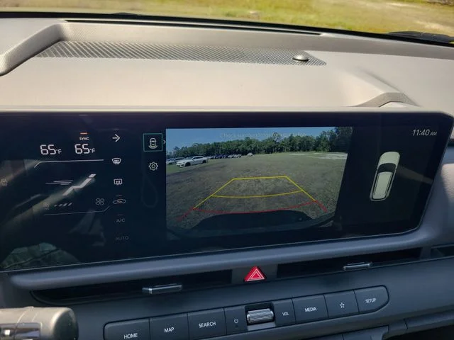 New 2027 Iceberg Green Kia X-Line S image 29