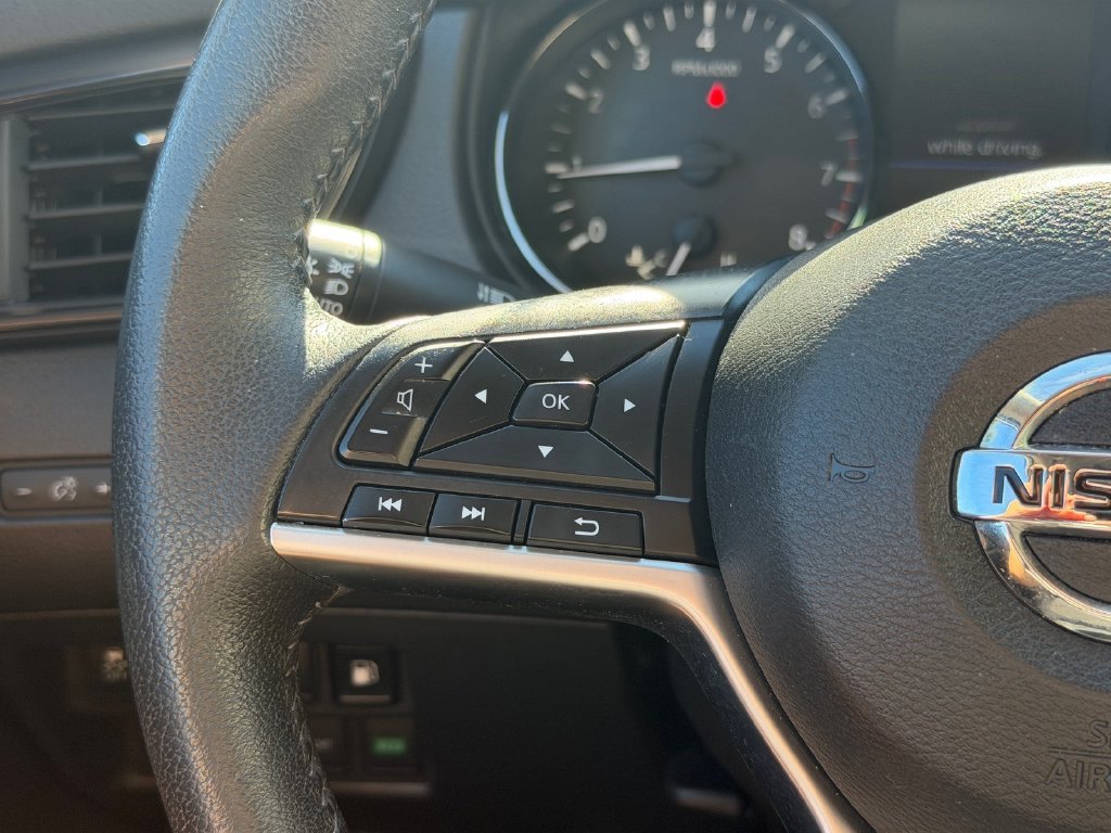 Used 2019 White Nissan SV image 30