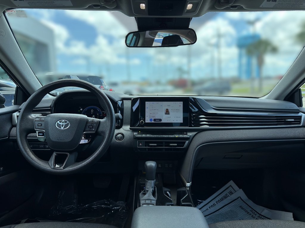 Used 2025 Ocean Gem Toyota LE image 13