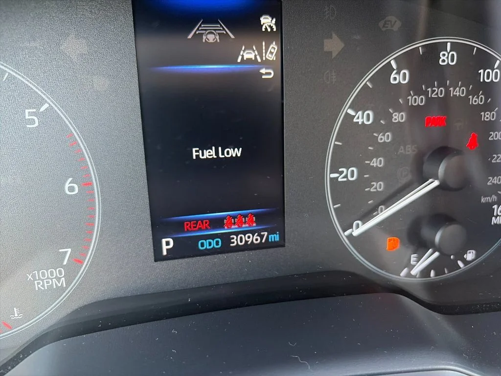 Used 2024  Toyota LE image 30