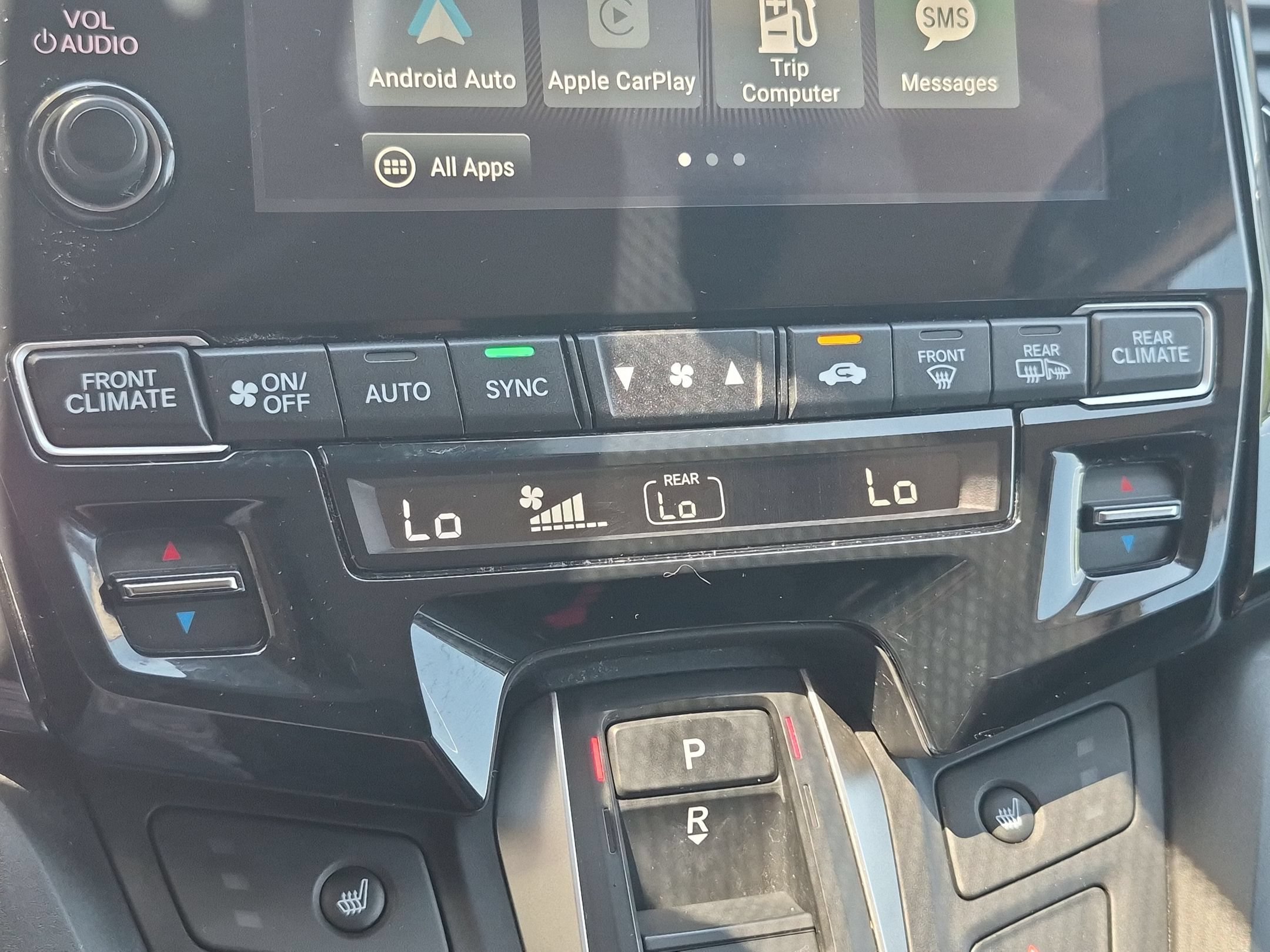 2024 Honda Odyssey EX-L - Photo 21