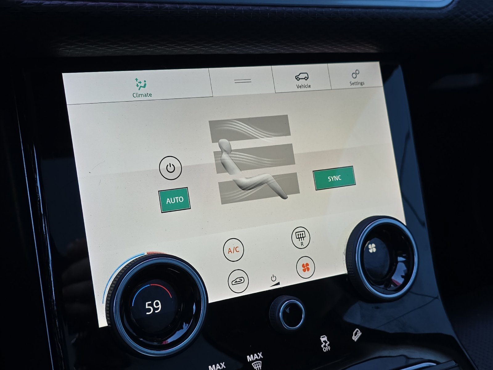 Used 2020 Black Land Rover S image 21