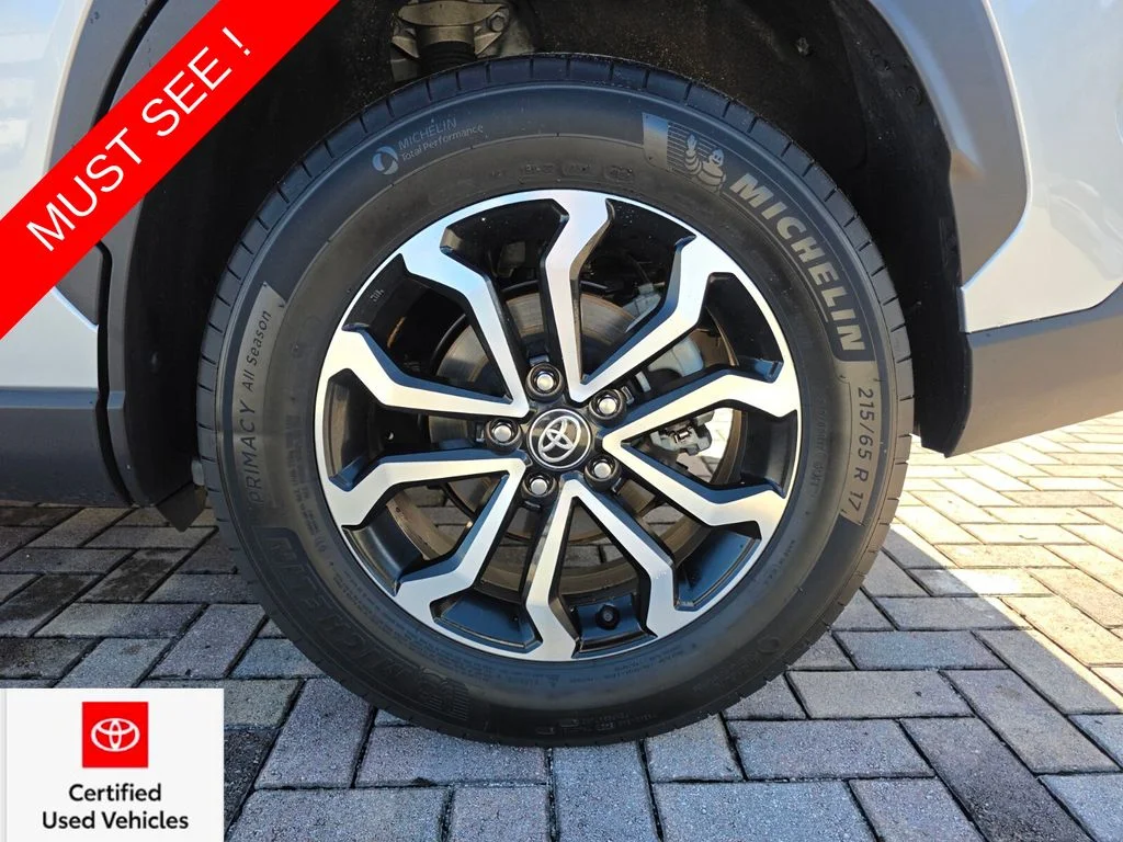 Used 2025 Silver Toyota Hybrid SE image 20
