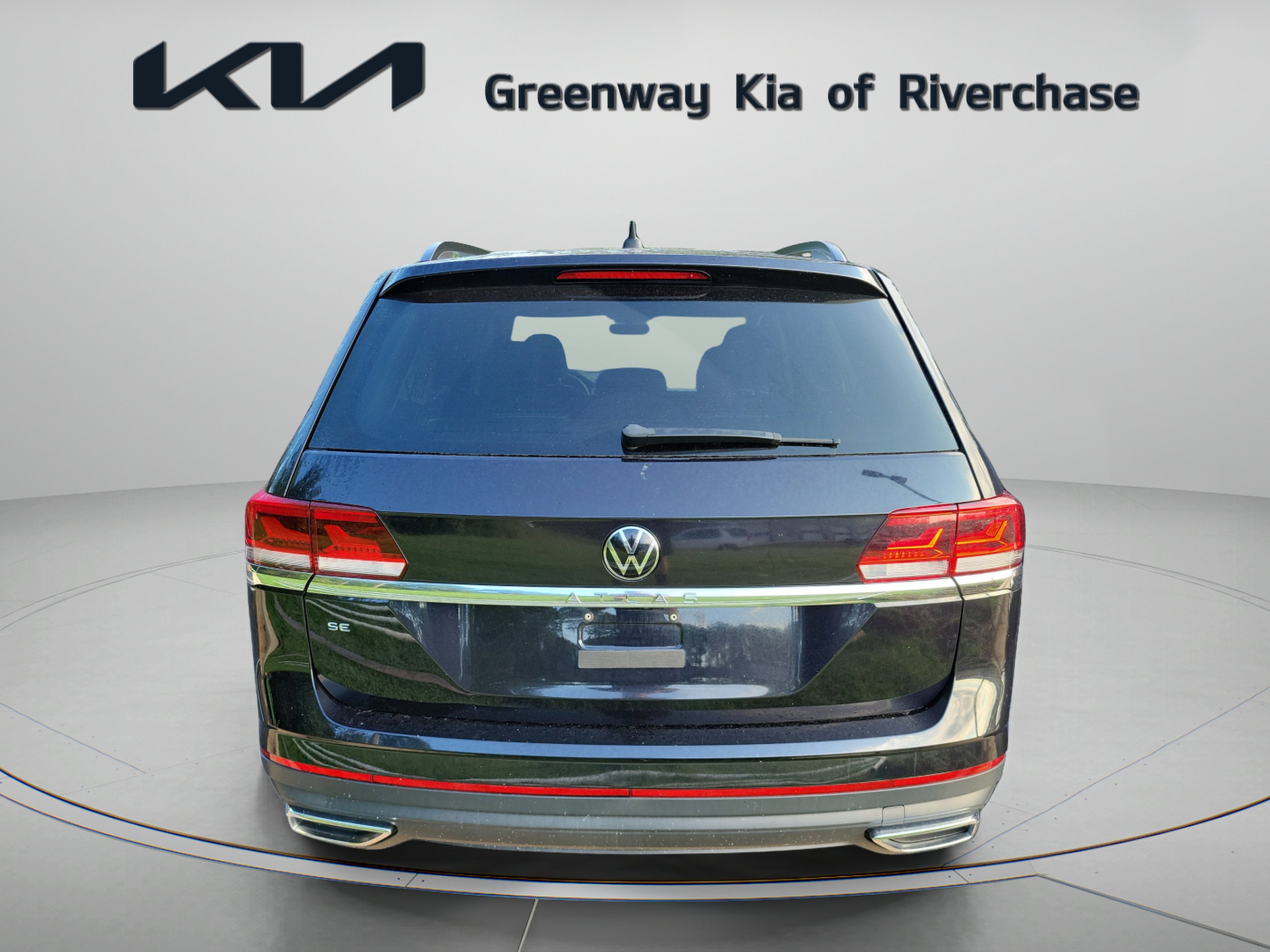 Used 2023 Black Volkswagen 2.0T SE image 6