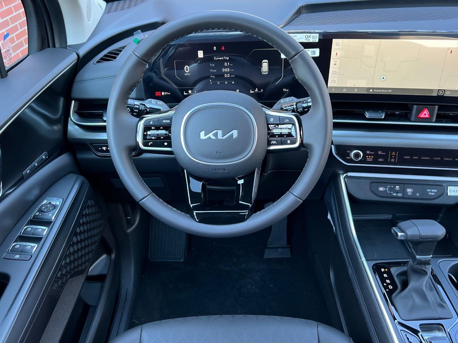 2025 Kia Carnival SX - Photo 14