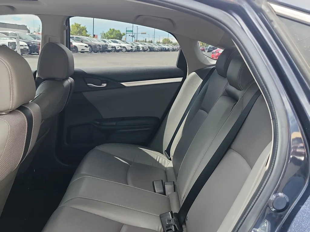 Used 2018 Modern Steel Metallic Honda EX-L image 12