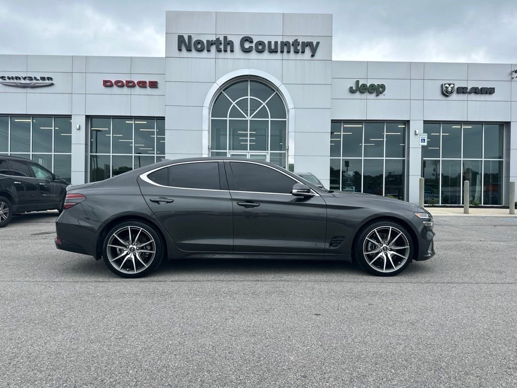 2023 Genesis G70 2.0T Standard's photo