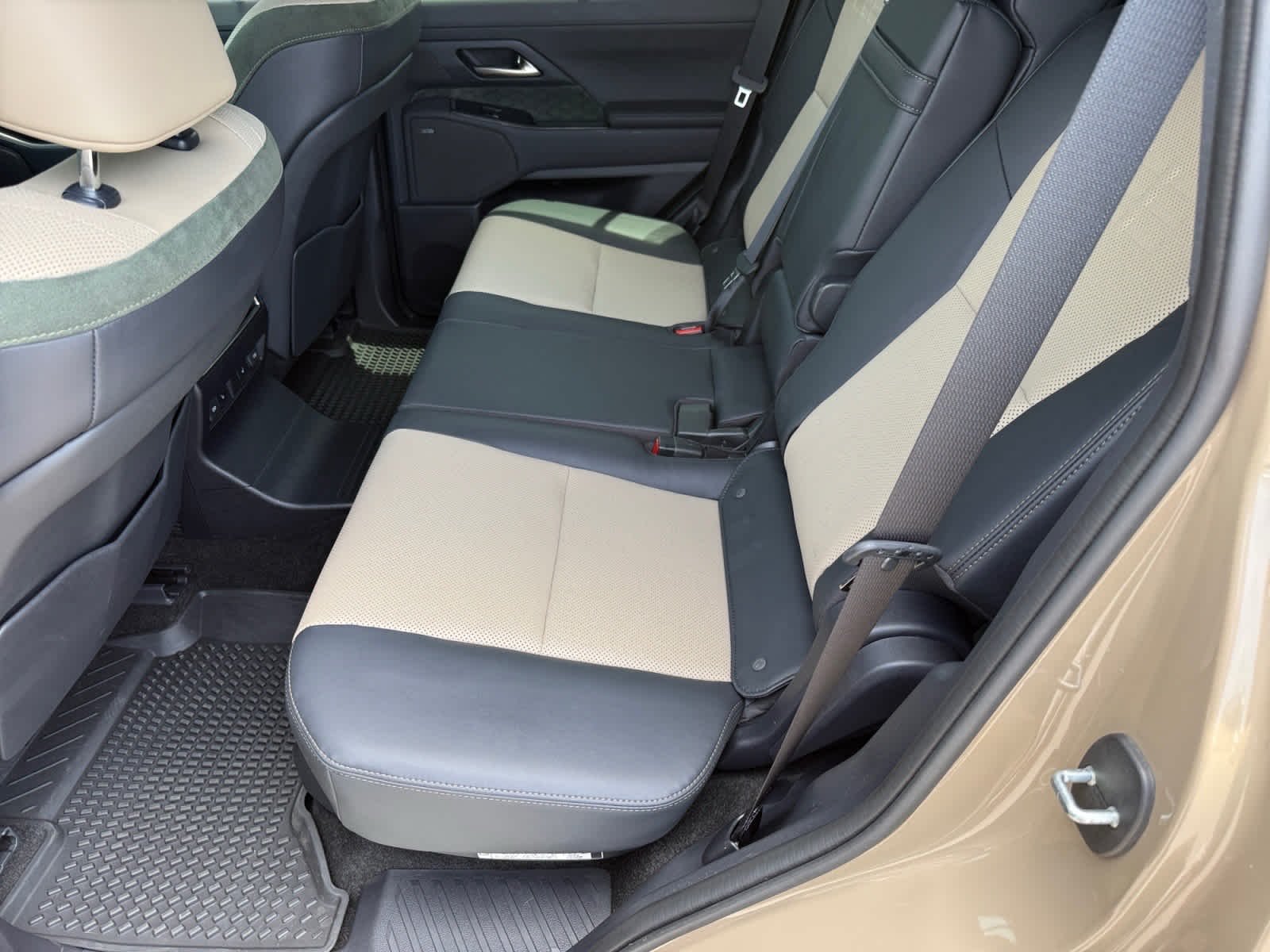 Used 2024 Earth/Black Lexus Overtrail+ image 11