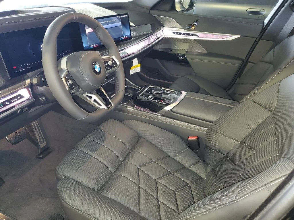 New 2026 Black BMW 760i xDrive image 15