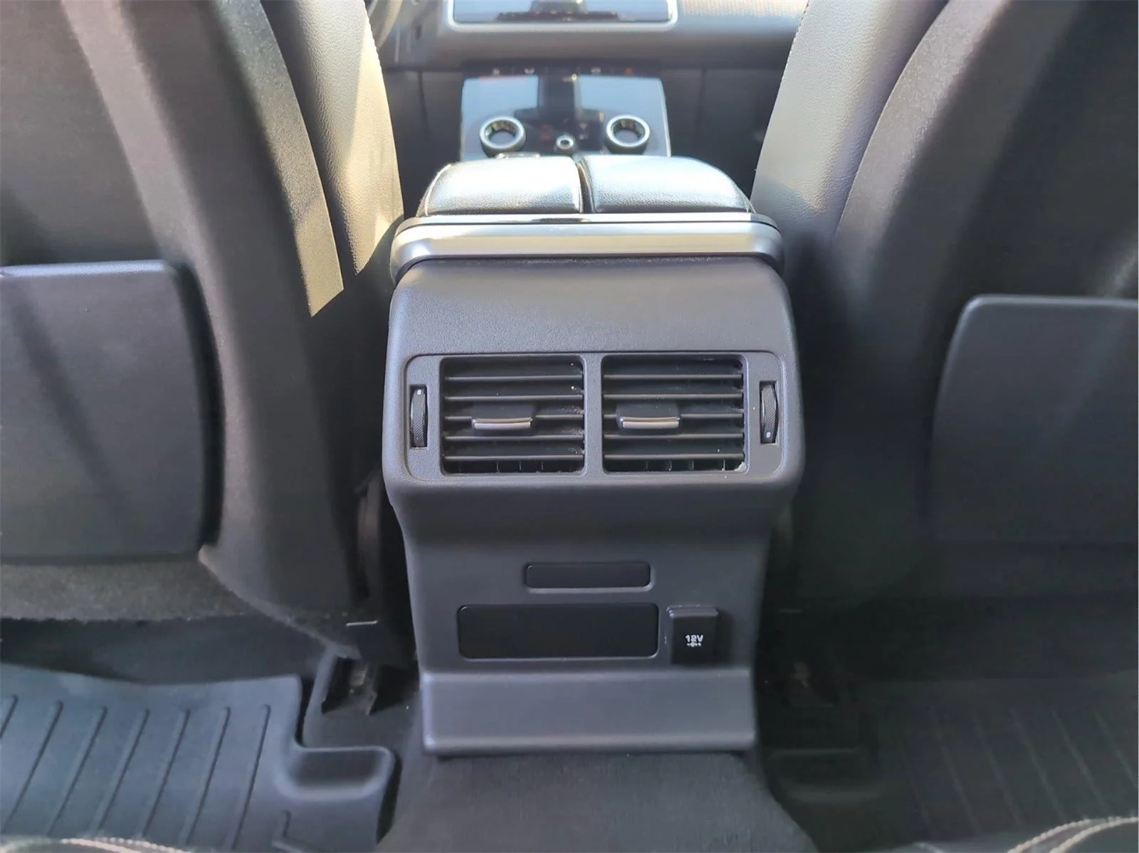 Used 2020 Fuji White Land Rover S image 29