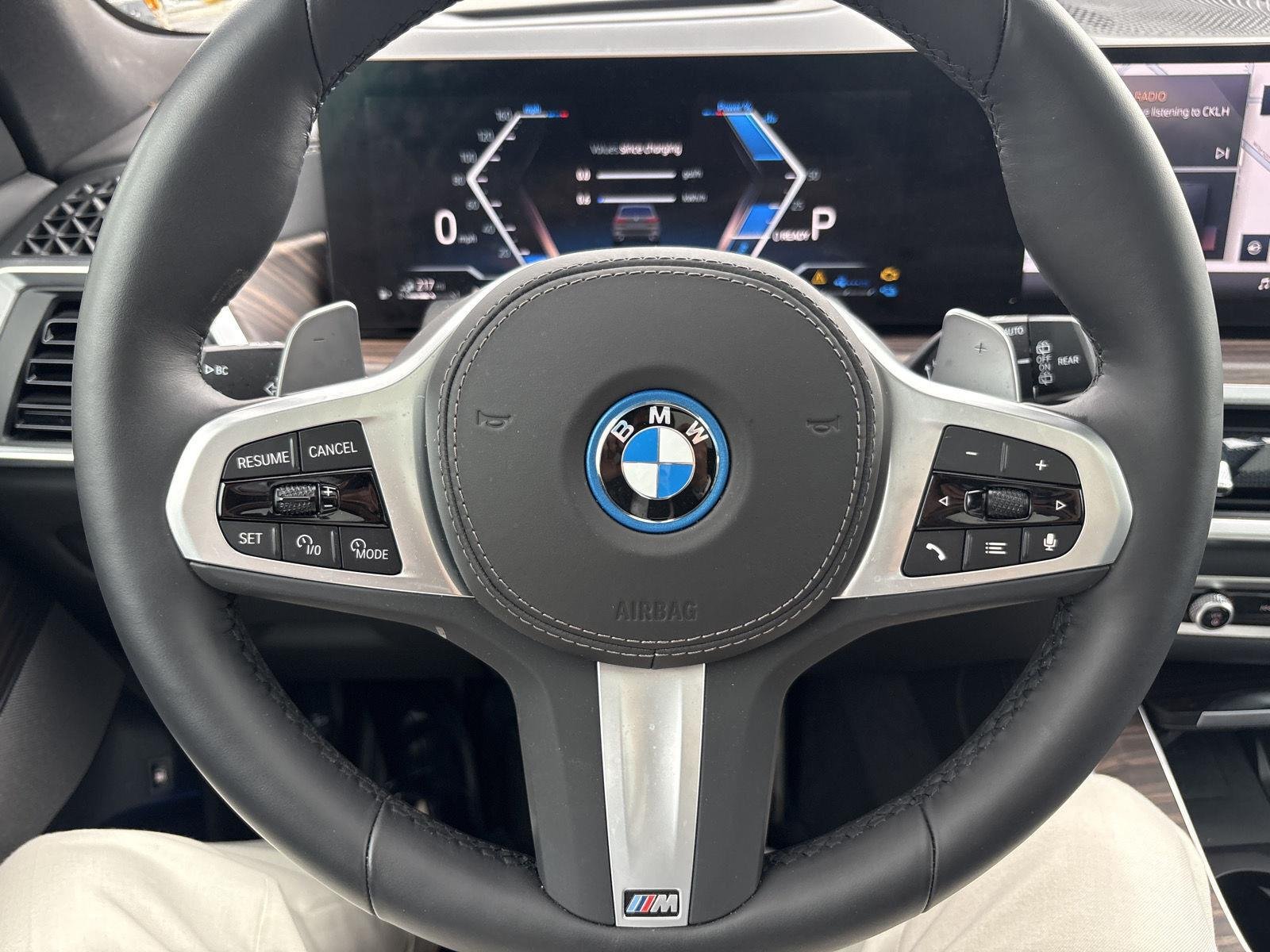 Used 2025 Dravit Grey Metallic BMW xDrive50e image 14