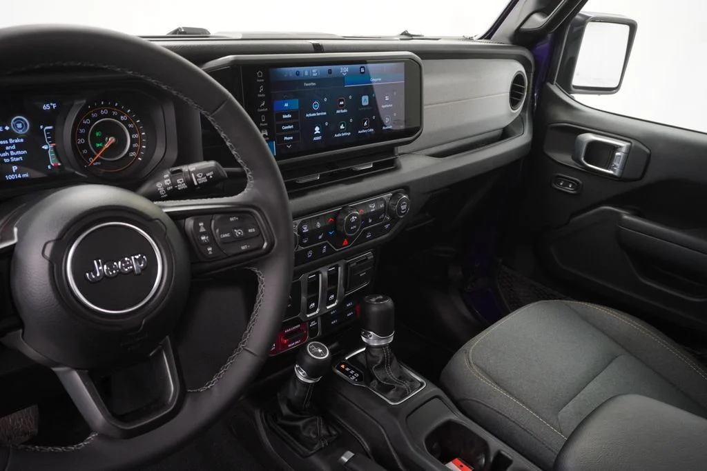 Certified Used 2026  Jeep Sport image 24