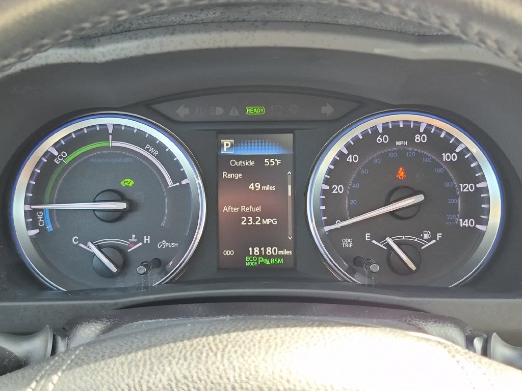 Used 2018 Silver Toyota Limited Platinum image 15