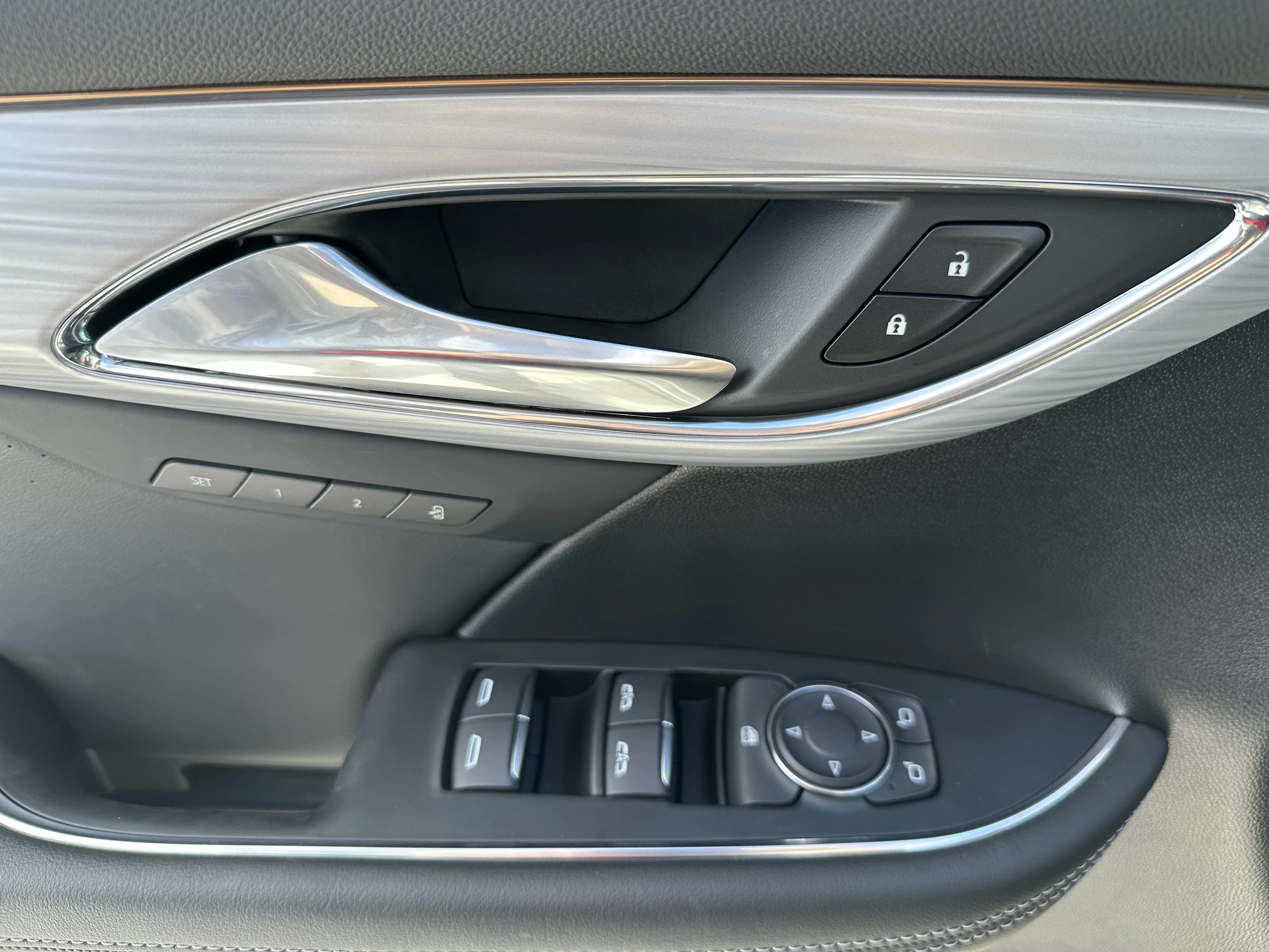 New 2026 Moonstone Grey Metallic Buick Avenir image 9