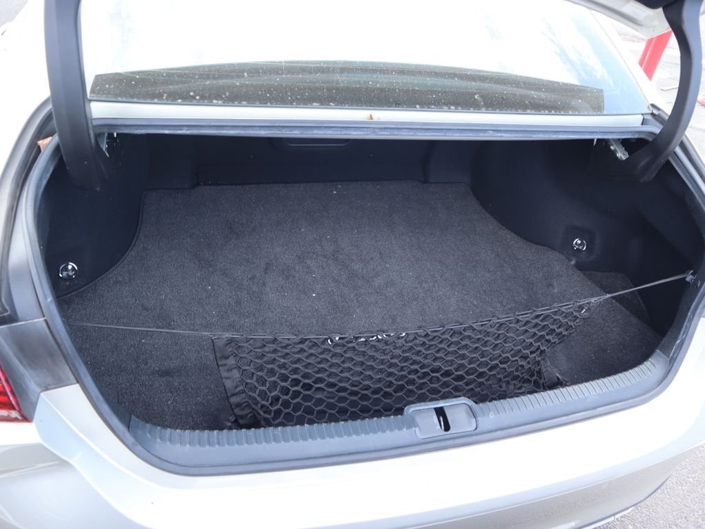 Used 2019 Beige Metallic Lexus 300h image 11