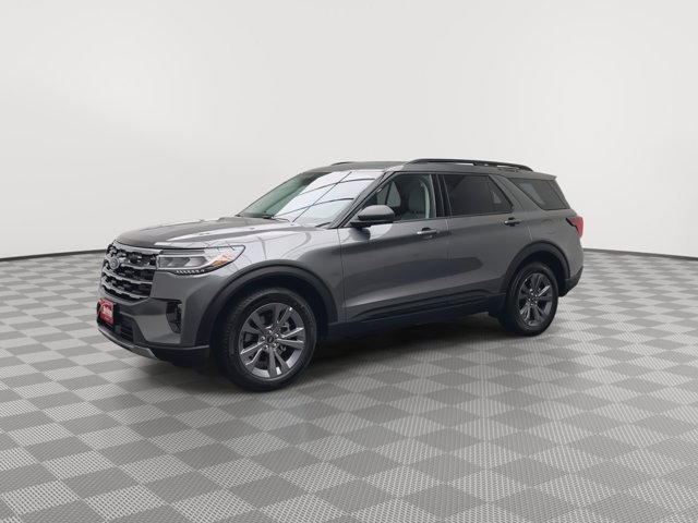 Used 2026 Carbonized Gray Metallic Ford Active with 200A Pkg image 38
