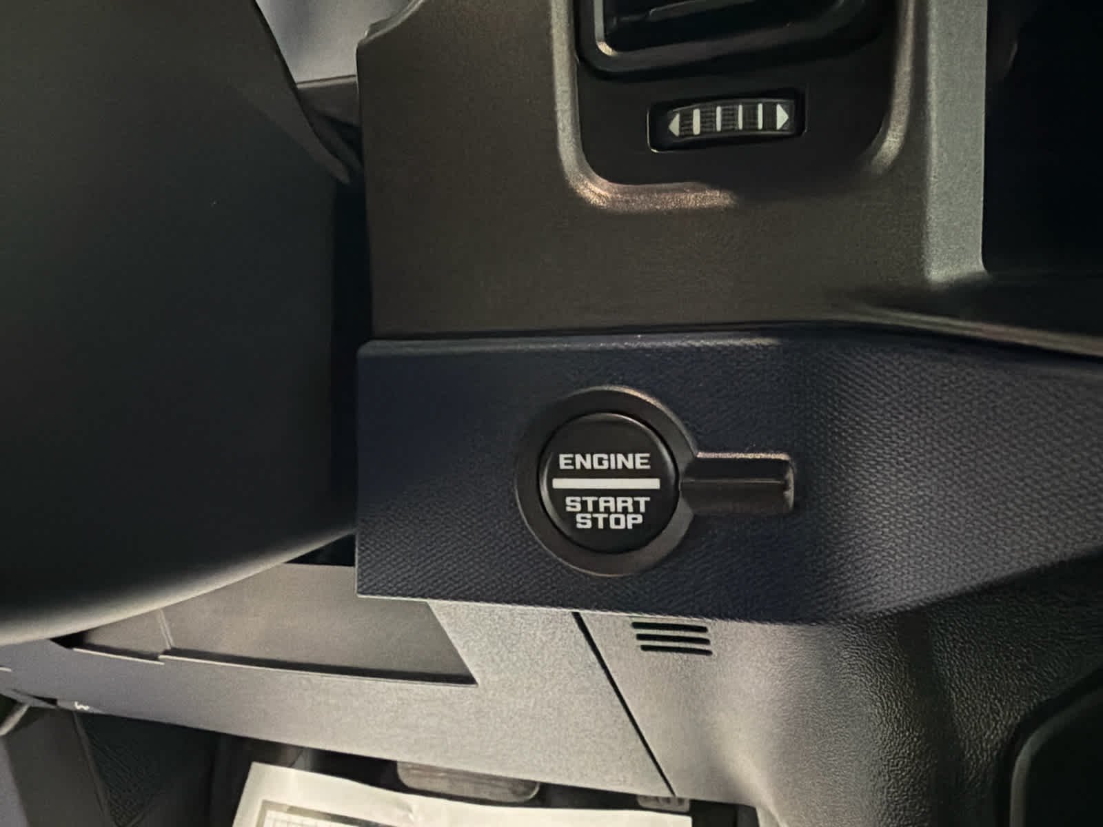 Used 2023 Oxford White Ford Raptor image 18