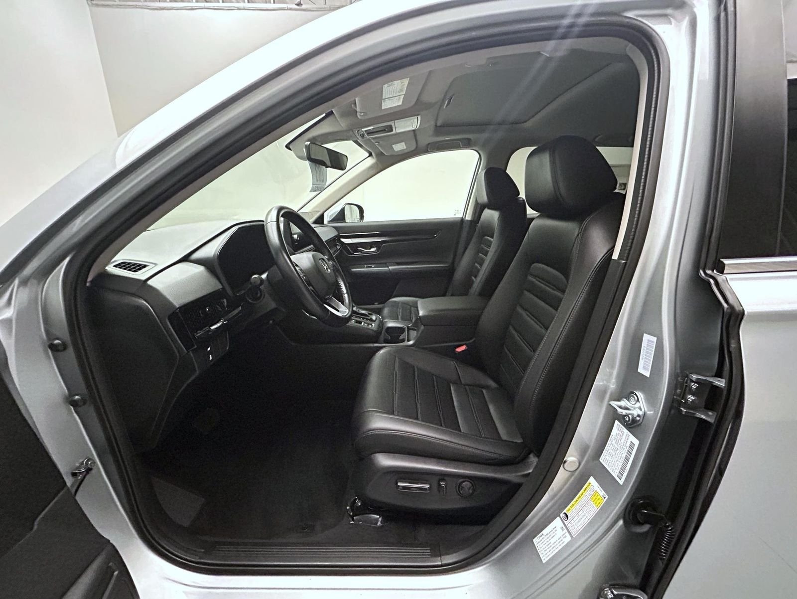 Used 2025 Silver Honda EX-L image 10