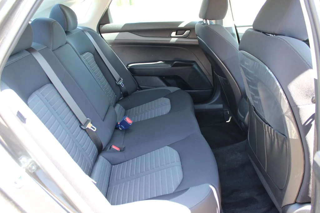 New 2026 Gray Kia LXS image 9