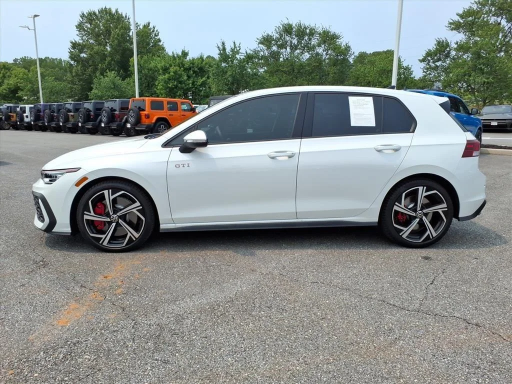 Used 2025 WHITE VOLKSWAGEN AUTOBSUN image 7