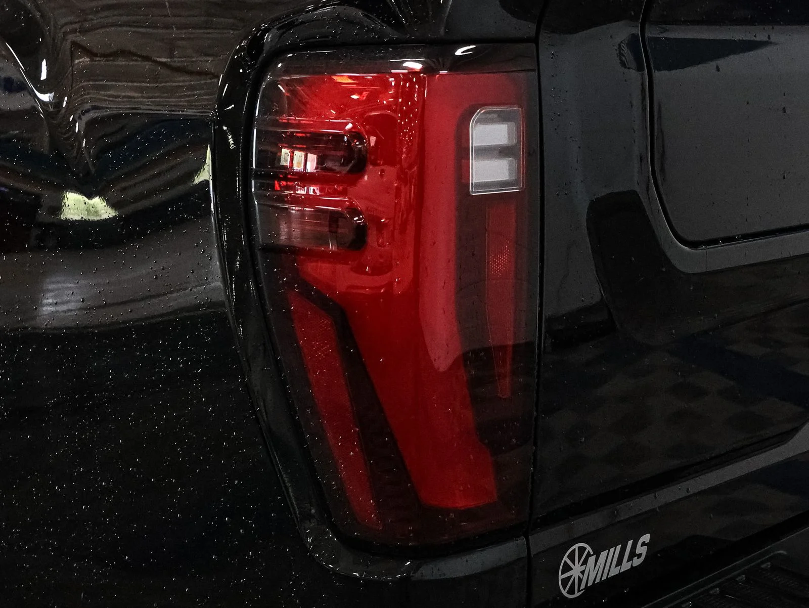 Certified Used 2024  GMC Denali Ultimate image 15