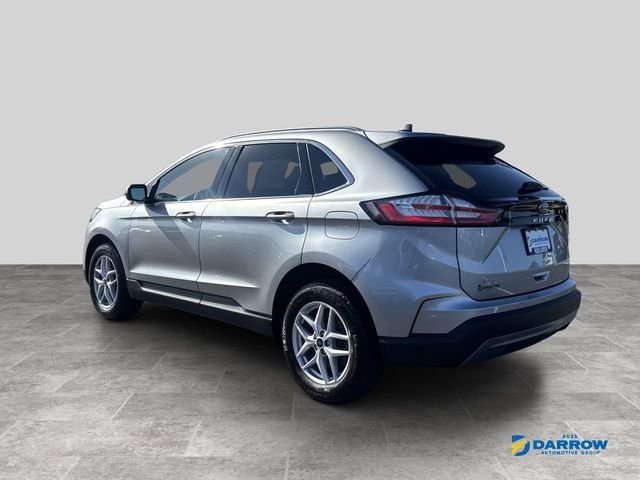 Used 2022 Silver Ford SEL image 5