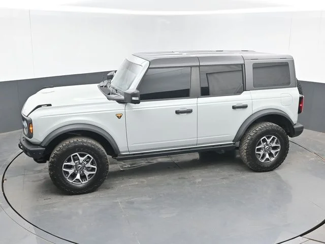 Used 2024 Green Ford Badlands image 39