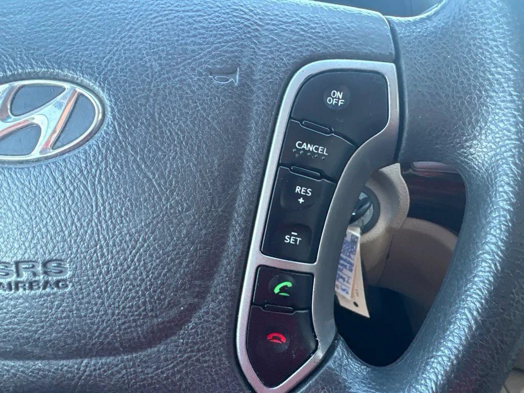 Used 2012 Blue Hyundai GLS image 14