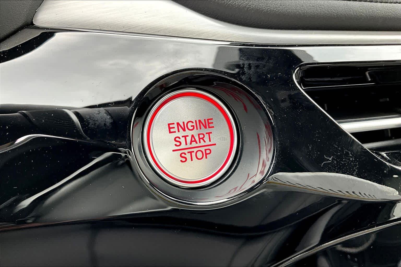 New 2026 Solar Silver Metallic Acura w/Technology Package image 15