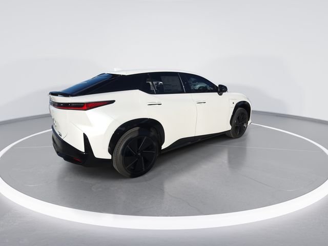 New 2026 Oxygen White Lexus F SPORT AWD image 8