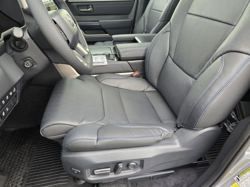 2026 Toyota Tundra Platinum - Photo 38